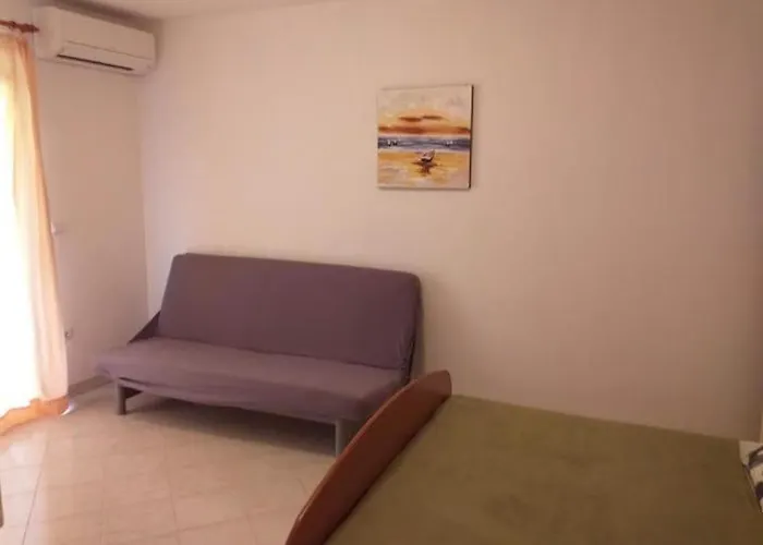 Ante בית הארחה